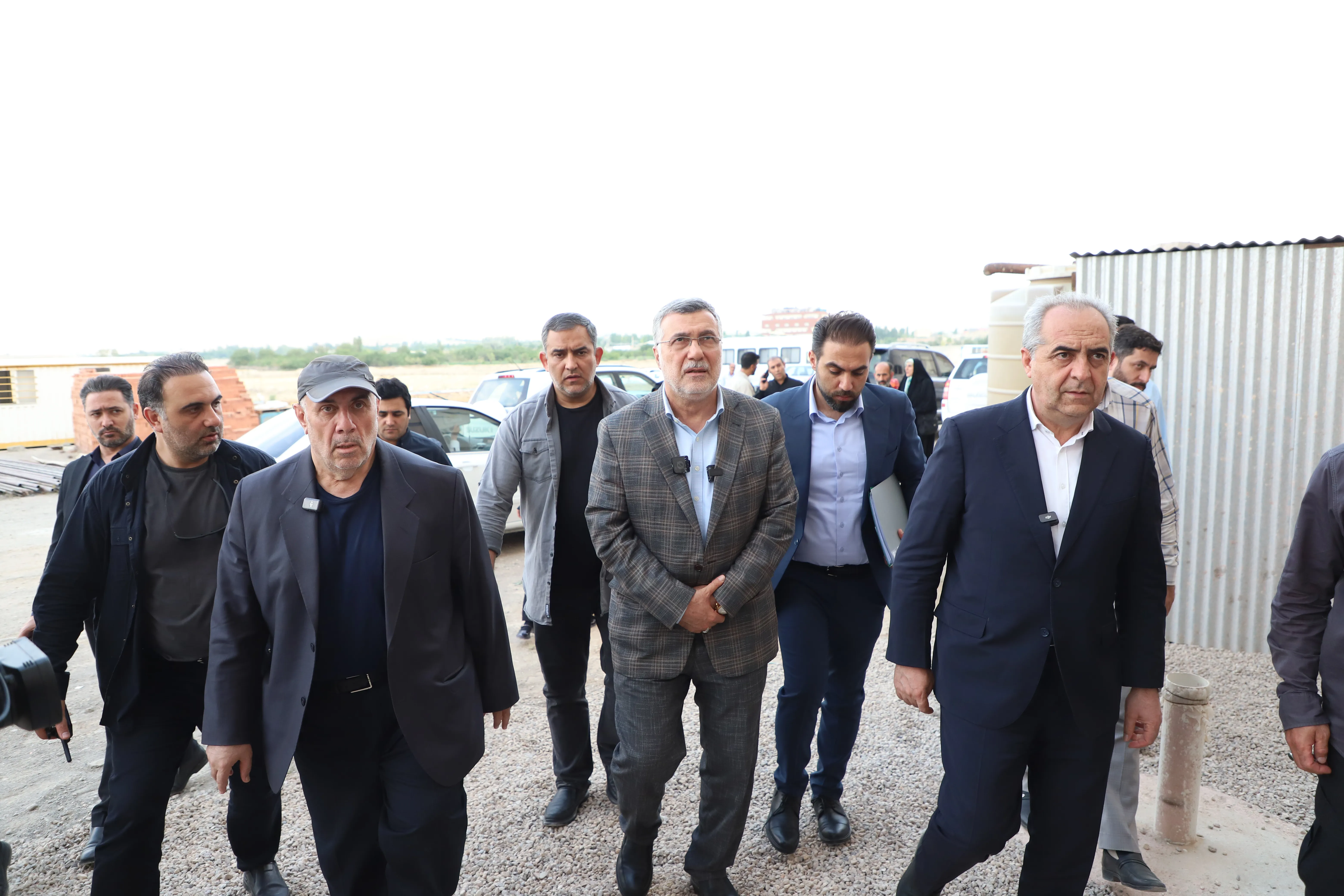 بازدید وزیر بهداشت درمان و آموزش پزشکی به همراه استاندار آذربایجان شرقی از بیمارستان کودکان زهرا مردانی آذری