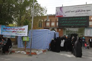 برگزاری طرح اندازه گیری رایگان قند خون و فشار خون در مرکز اسد آبادی