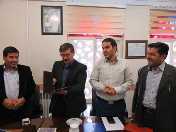 طی ابلاغی از سوی دکتر علیزاده احد صادق زاده به مدیریت بیمارستان شهید آذرشهر انتخاب گردید