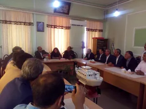 بازدید ریس دانشگاه و هیات همراه از مراکز بهداشتی درمانی  منطقه شبستر