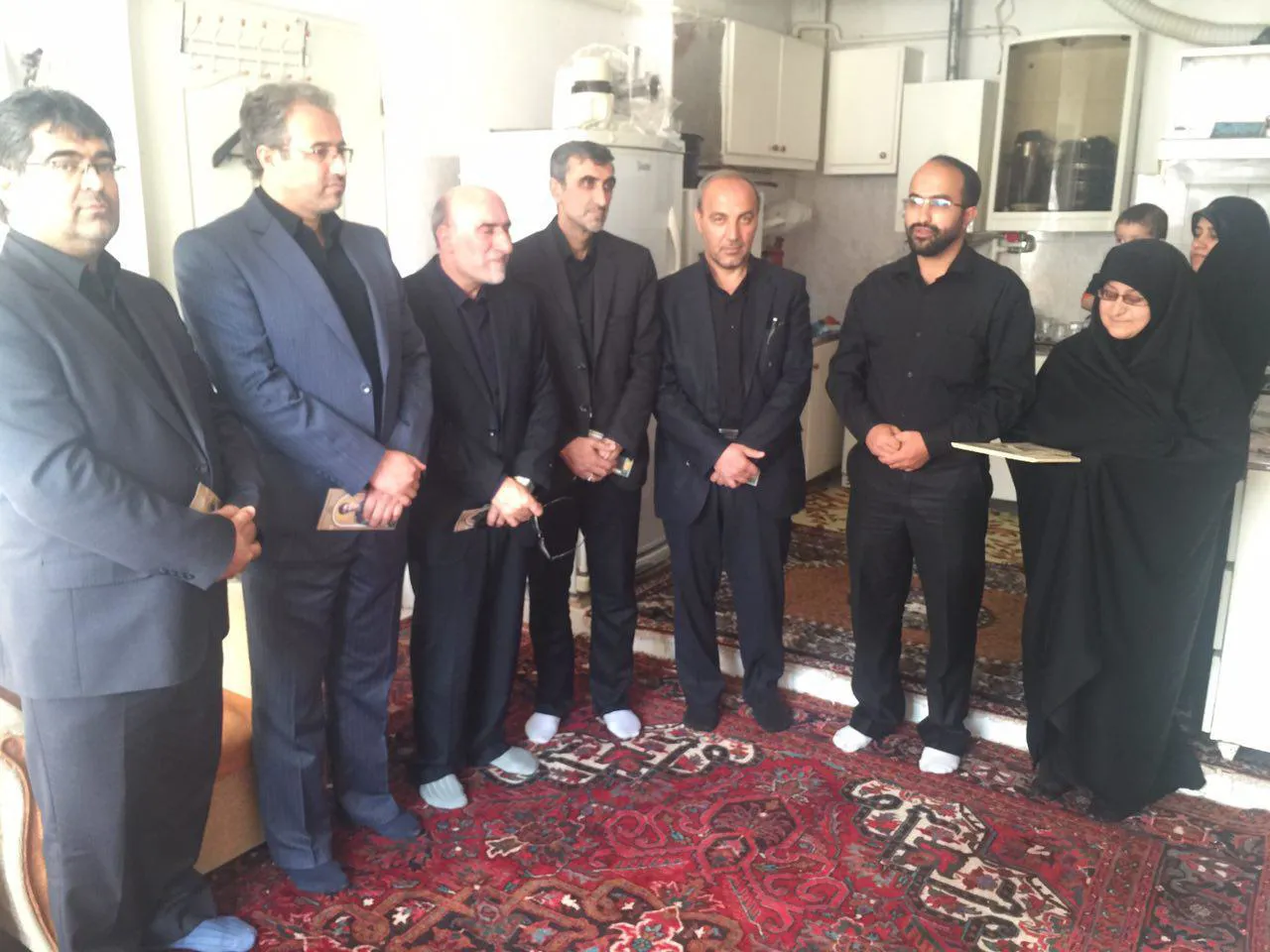 دیدار رییس دانشگاه با خانواده شهید حامد جوانی