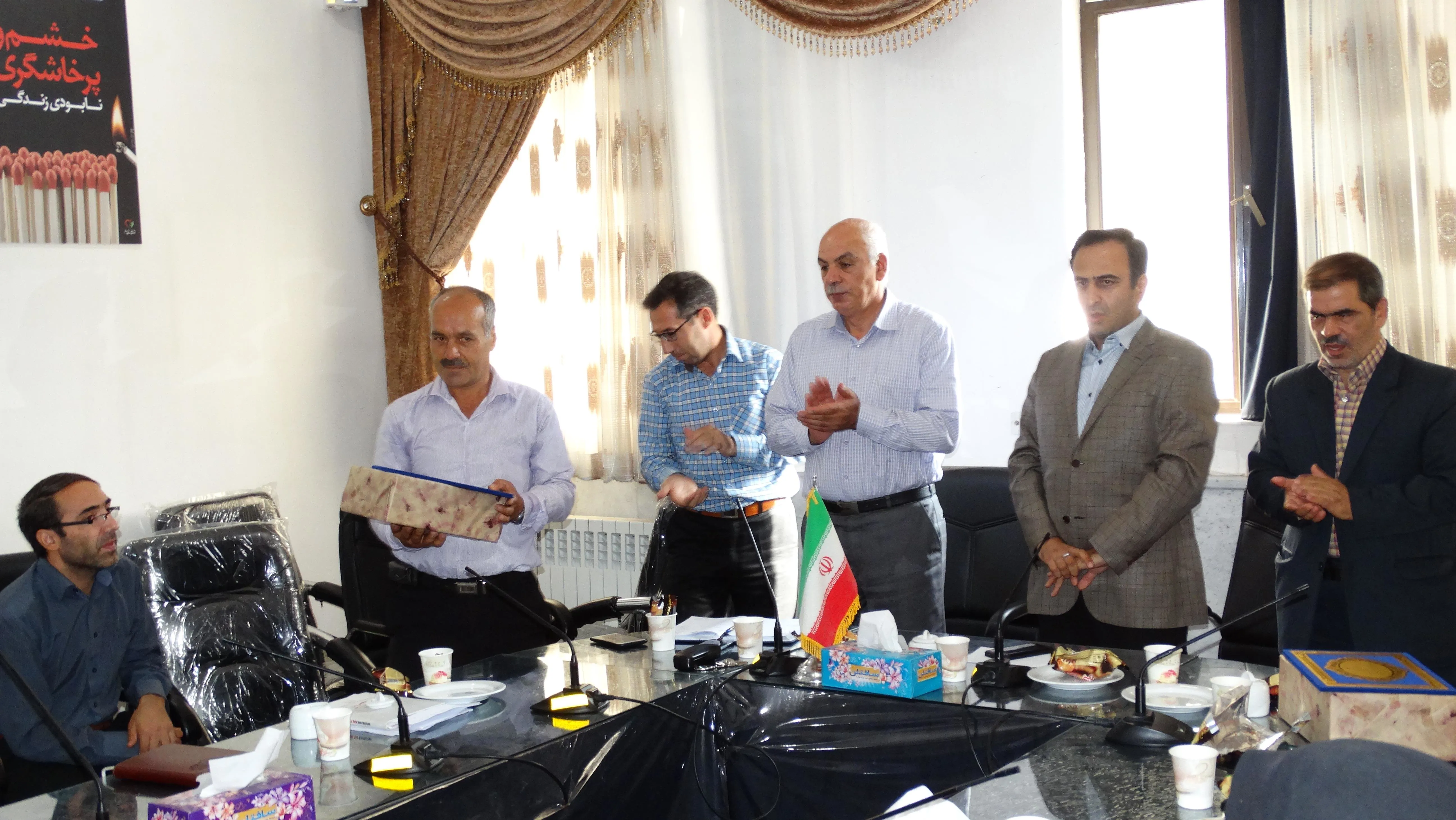 برگزاری مراسم تجلیل از آزادگان شبکه جامع و همگانی سلامت شهرستان اسکو