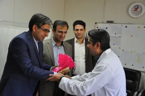 تجلیل از پزشکان شهرستان توسط فرماندار شهرستان اسکو در روز پزشک