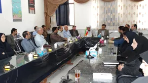 برگزاری نشست روشنگری وبصیرت به مناسبت هفته دفاع مقدس 