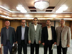 دیدار با وزیر بهداشت و درمان و آموزش پزشکی آقای دکتر قاضی زاده هاشمی جهت بررسی مشکلات حوزه بهداشت و درمان شهرستان مرند