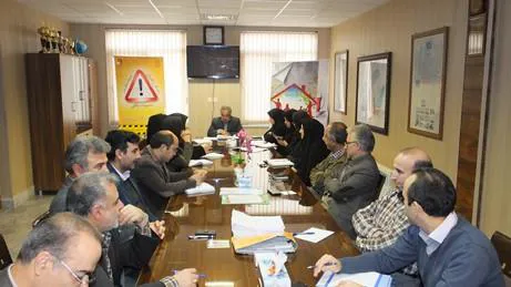 جلسه درون بخشی کمپین نه! به مصرف سیگار،قلیان، مواد مخدر و مشروبات الکلی در میانه 