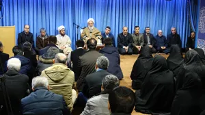 دیدار جمعی از مسوولین دانشگاه و پرستاران با حضرت آیت الله مجتهد شبستری
