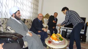 رسیدگی به مشکلات خانواده های معظم شهدا و ایثارگران وظیفه همه مسئولین دانشگاه می باشد