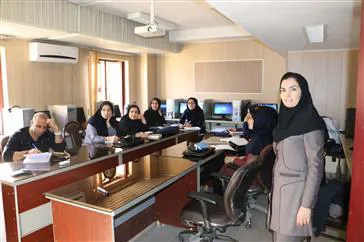 کارگاه آموزشی معادلات برآوردی ساختاری 