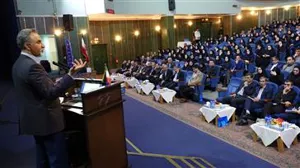 رسانه‌ها و سازمان‌های مردم نهاد باید در انگ‌زدایی و ارتقای دانش و آگاهی و اصلاح نگرش مردم در خصوص بیماری‌های روحی و افسردگی تلاش کنند