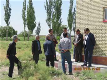 بازدید بخشدار مرکزی به همراه ریاست ومعاونت بهداشتی شبکه از پروژه مرکز تپه اسماعیل آباد -  -  -  -  -  -  - 
