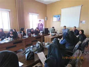 حضور دکتر میرزاپور ریاست شبکه در جمع بهورزان -  -  -  -  -  -  - 