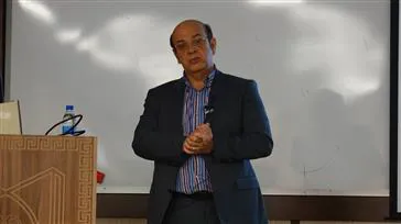 تشخیص دقیق‌ بیماری سرطان باعث درمان موثرتر بیماری می‌شود و نیز انتخاب درمان مناسب جلوی تاخیر درمان را می‌گیرد