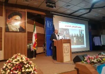 دکتر صومی درجشن هفتاد سالگی دانشگاه: