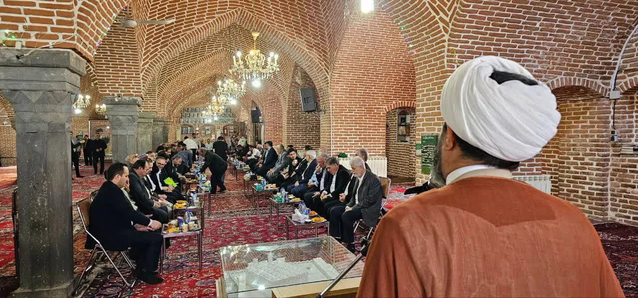 سفر هیئت کمیسیون بهداشت و درمان مجلس به شهرستان شبستر برای ارزیابی زیرساخت‌های درمانی ‌