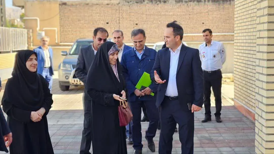 بازدید از مرکز توانبخشی قشقایی در ادامه برنامه‌های امروز در شبستر