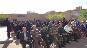 حضور مدیر شبکه بهداشت و درمان شهرستان مرند و کارشناسان واحد جوانان و مدارس مرکز بهداشت در مراسم بازگشایی مدارس