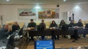 «تلاش ما کسب رضایت مردم، کارکنان و دانشجویان با امکانات موجود است»