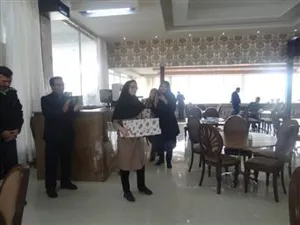 برگزاری مراسم نکوداشت روز پرستار توسط مدیریت شبکه بهداشت و درمان جلفا