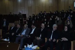 جلسه‌ی آموزشی معلمان ناحیه ۳ تبریز در دانشکده دندانپزشکی دانشگاه علوم پزشکی تبریز