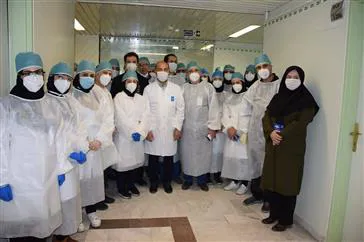 حضوررئیس دانشگاه در محل آزمایشگاه مرکز آموزشی درمانی امام رضا(ع)