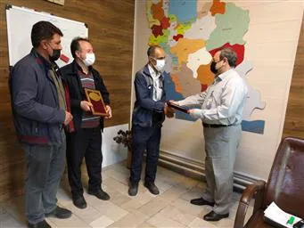 تشویق ریاست دانشگاه علوم پزشکی تبریز از همکاران مرکز قلب شهید مدنی