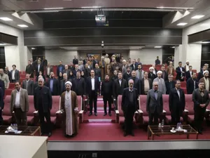 درخشش دانشگاه علوم پزشکی تبریز در ترویج فرهنگ اقامه نماز