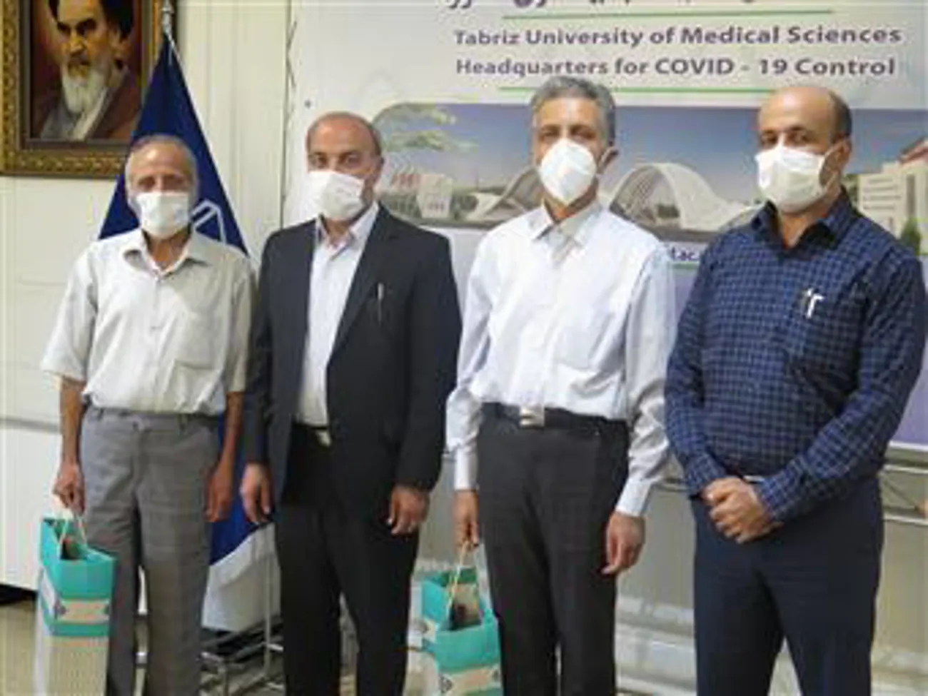 مراسم تقدیر از مراسم از مدافعان سلامت 