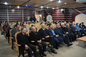 مرور چهار دهه فعالیت علمی و درمانی گروه چشم‌پزشکی در آیین تکریم اساتید پیشکسوت