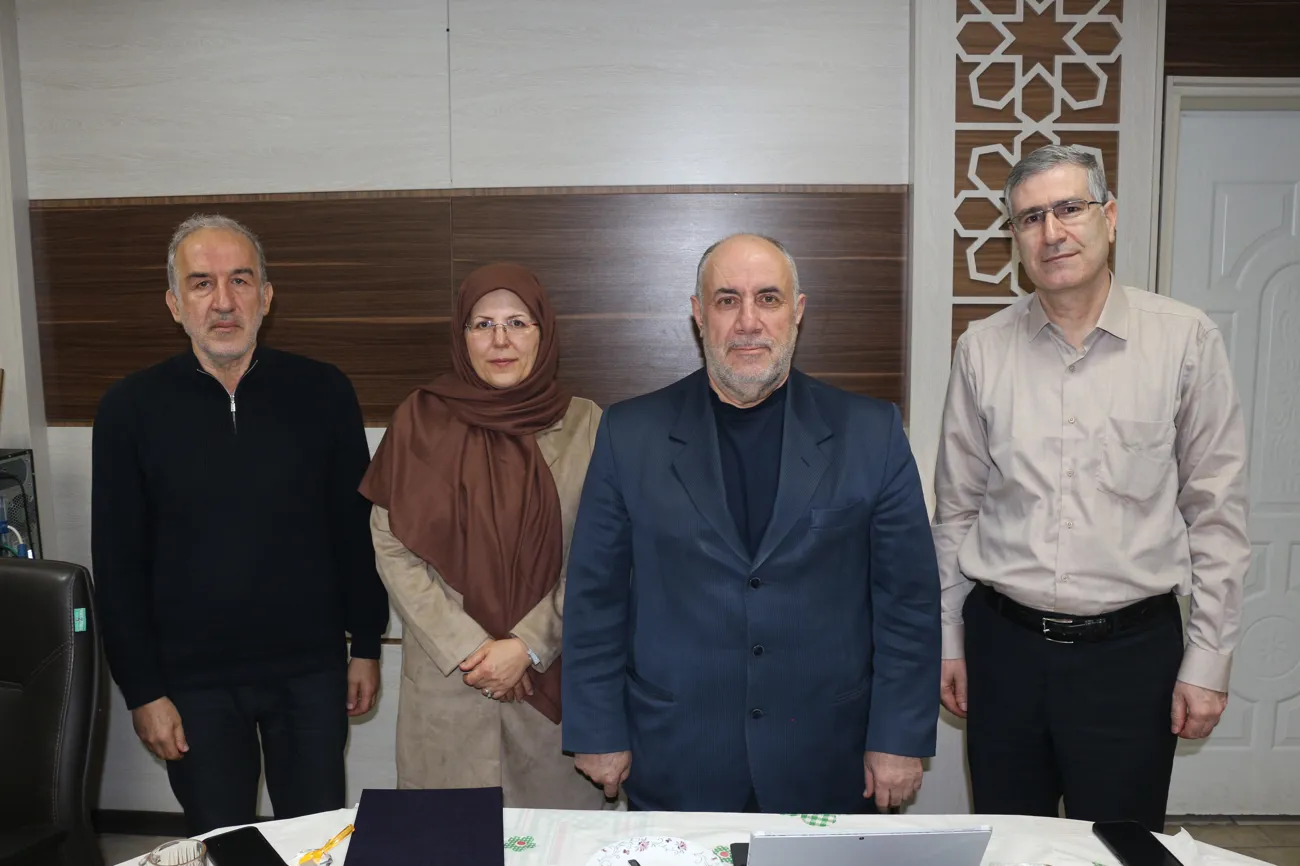 حرکت دانشگاه به سوی آموزش، پژوهش و درمان در تراز ملی و جهانی ادامه دارد