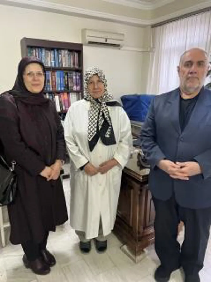 قدردانی بی‌واسطه از یک استاد پیشکسوت؛ دیدار سرزده رئیس دانشگاه با دکتر منیژه سیاح ملی