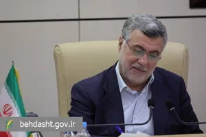 قدردانی دکتر ظفرقندی از فداکاران تیم ملی سلامت کشور در جنگ تحمیلی سوم