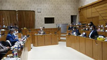 ​​​​​​​جلسه وزیر بهداشت ، درمان و آموزش پزشکی با نمایندگان مجلس شورای اسلامی استان آذربایجانشرقی