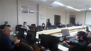 نشست صریح و صمیمی معاون آموزشی دانشگاه با نمایندگان دانشجویان 