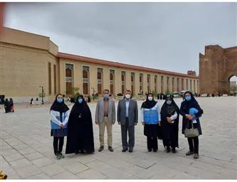 حضور رئیس دانشگاه  و کارشناسان بهداشت محیط دانشگاه علوم پزشکی تبریز در محل  برگزاری نمازعید فطر