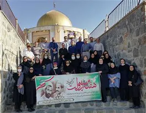 اجرای برنامه همایش پیاده روی کارکنان شبکه بهداشت و درمان میانه 