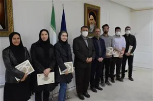 تجلیل از اعضای کمیته تحقیقات دانشجویی دانشگاه علوم پزشکی تبریز به دلیل کسب مقام اول کشوری 