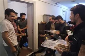 دیدار صمیمی مدیر فرهنگی دانشگاه علوم پزشکی تبریز به مناسبت میلاد با سعادت حضرت زینب(س) و روز پرستار با دانشجویان خوابگاه پسرانه کوثر