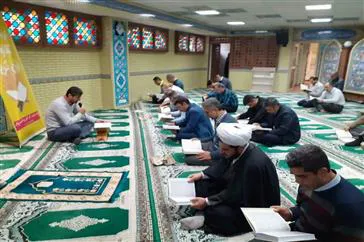 برگزاری برنامه قرآنی با عنوان کرسی تلاوت
