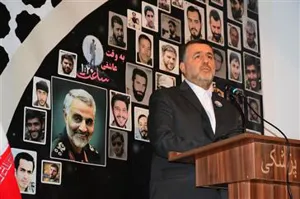 برگزاری مراسم سومین سالگرد شهادت سردار حاج قاسم سلیمانی در دانشگاه علوم پزشکی تبریز