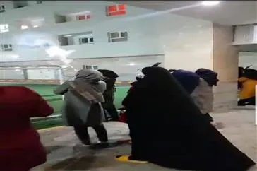 آسمان خوابگاه تلاش در شامگاه ۲۱ بهمن نور افشانی شد 