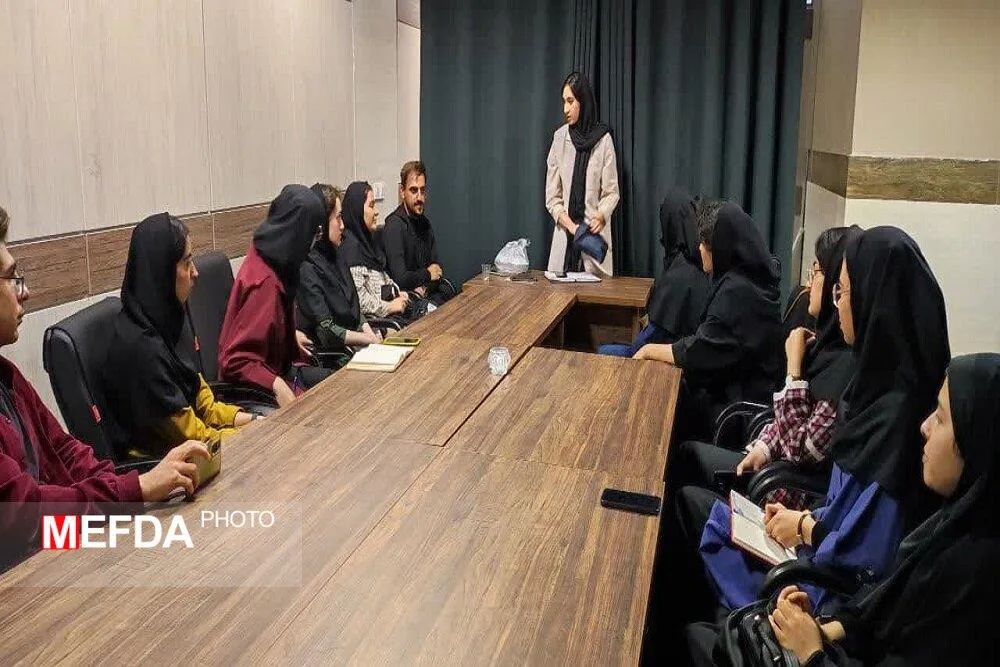 برگزاری جلسه هماهنگی و برنامه ریزی کانون هنری یارادان