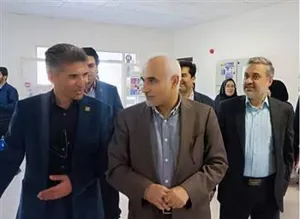 بازدید دکتر فرشیدی معاون بهداشت وزارت بهداشت از نحوه اجرای برنامه تحول سلامت خانواده شهری در شهرستان آذرشهر