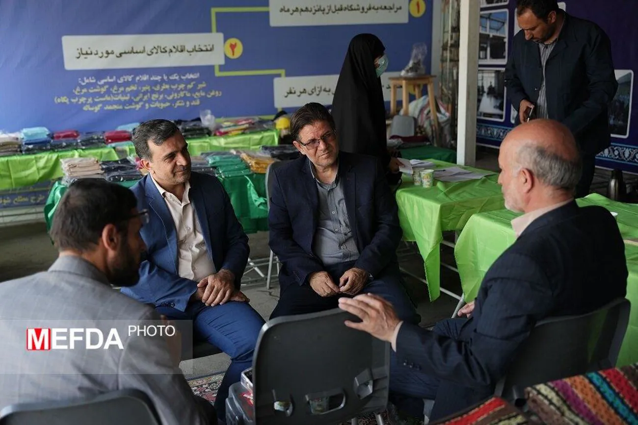 ارائه خدمات رایگان دندان پزشکی، درمانی و آموزشی به بیش از ۴۰۰ نفر در نمایشگاه میز خدمت و رزمایش جهادی