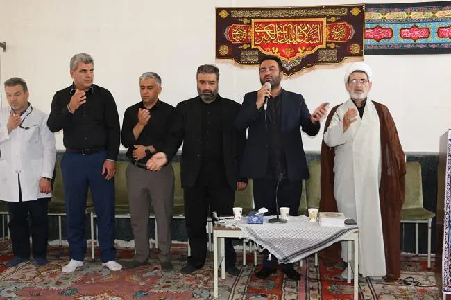 برگزاری مراسم عزاداری به مناسبت ایام سوگواری ابا عبدالله الحسین در مرکز آموزشی و درمانی رازی تبریز  