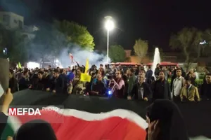 تجمع دانشجویان دانشگاه‌های آذربایجان شرقی در جشن پیروزی محور مقاومت بر رژیم صهیونیستی(طوفان الاقصی)