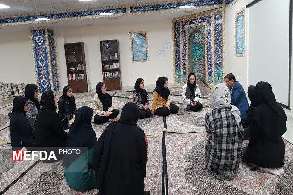 دیدار صمیمی معاون فرهنگی و دانشجویی دانشگاه علوم پزشکی تبریز با دانشجویان ساکن خوابگاه های تلاش، بوستان، گلستان و غدیر
