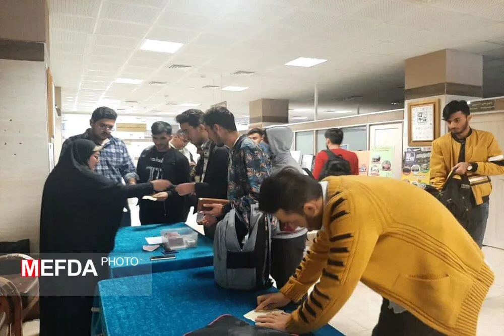 آغاز تحویل هدیه های فرهنگی/ ویژه دانشجویان جدیدالورود حاضر در مراسم جشن دانشجویان جدیدالورود ۲ و ۳ آبان در اردوگاه الغدیر