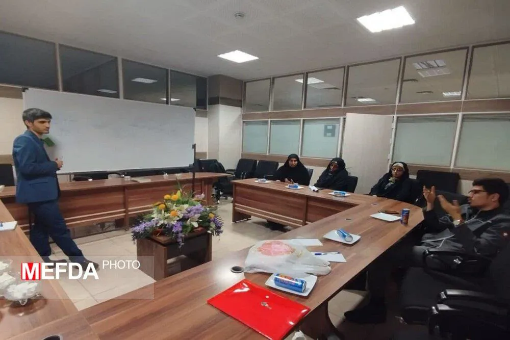 برگزاری اولین جلسه کانون قرآن و عترت(ع)
