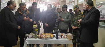 فتتاح نمایشگاه یادواره شهدا از طلوع تا غروب (نسل حاج قاسم سلیمانی) و جشنواره صبحانه سالم بمناسبت آغاز دهه مبارک فجر
